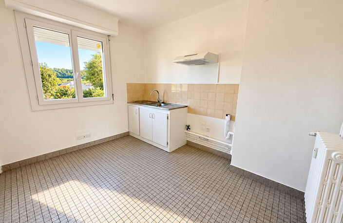 Soumoulou appt T4 70 m2, garage et cave — photo 5