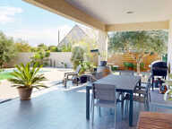 Maison 5 pièces de plain-pied avec piscine et dépendance — photo 3