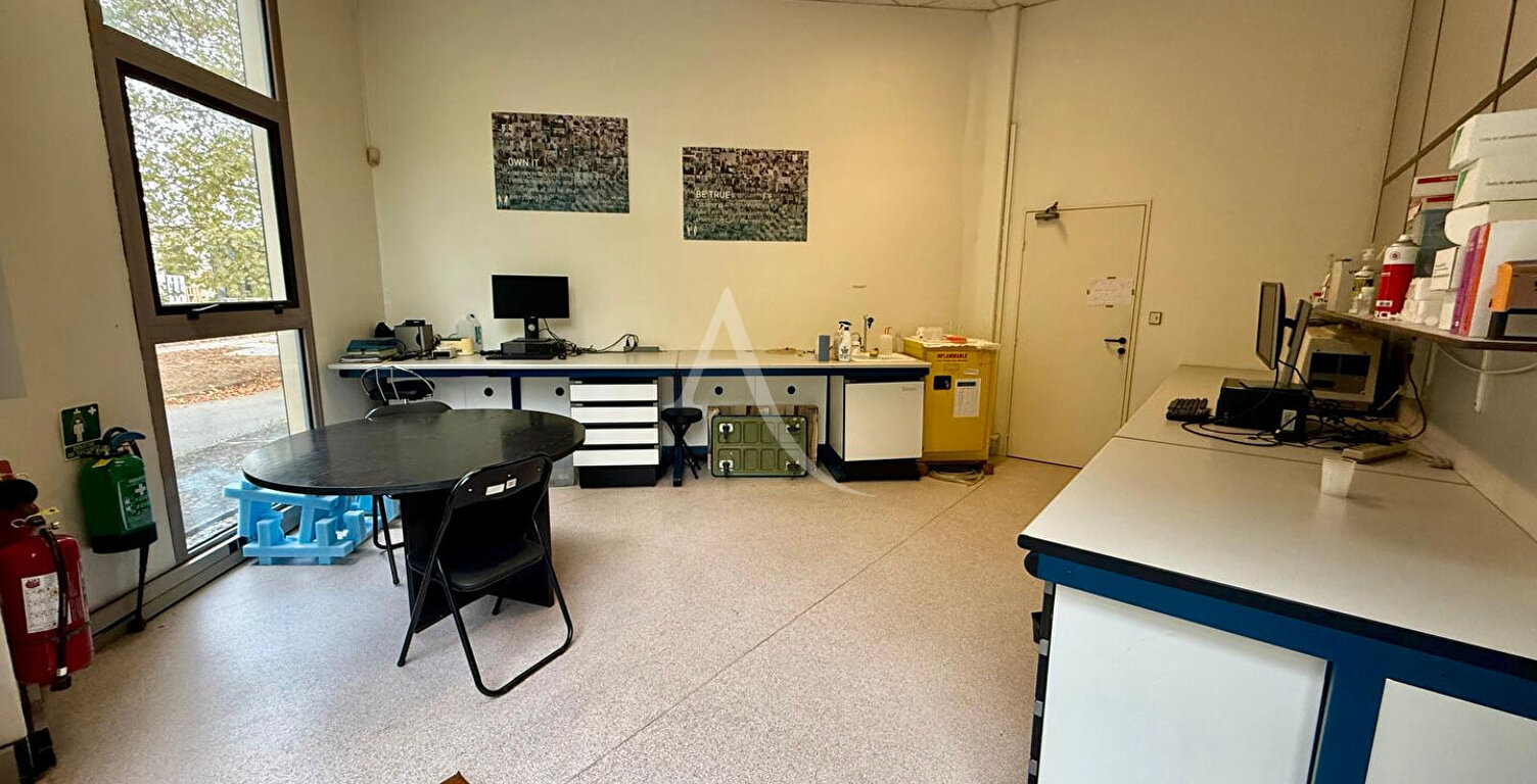 Labège - local commercial de 73 m² — photo 1