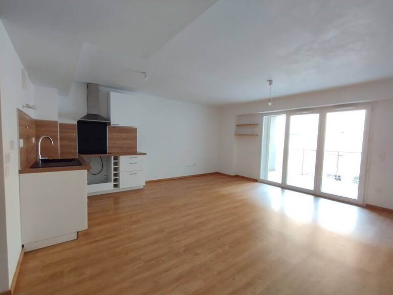 Appartement  4 pièces + places de parking Marseille 13006 — photo 1