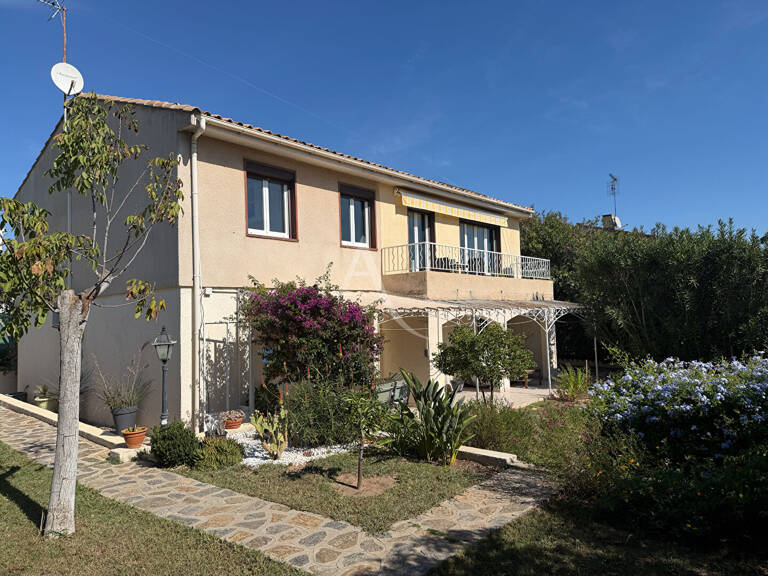 Maison de 137 m2 sur 610 m2 avec deux appartements — photo 1
