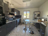 Maison de 137 m2 sur 610 m2 avec deux appartements — photo 3
