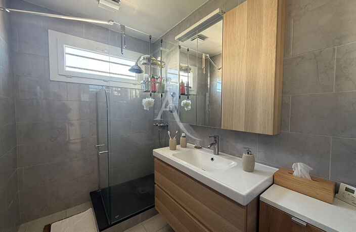 Maison de 137 m2 sur 610 m2 avec deux appartements — photo 4
