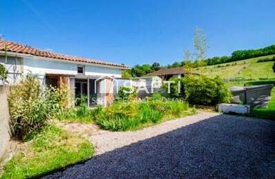 Maison atypique avec jardin et charme unique — photo du bien