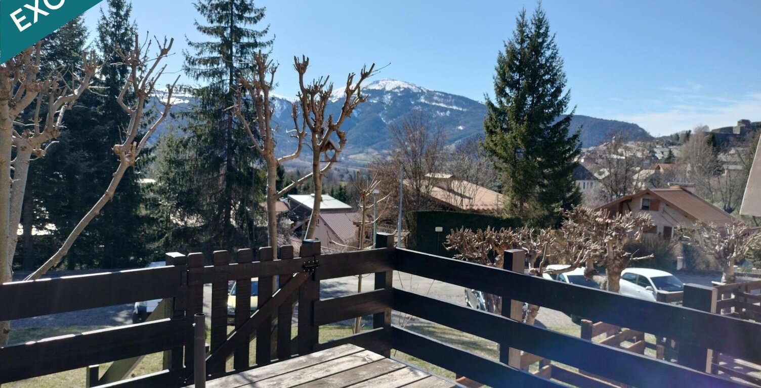 Appartement en rez de chaussée traversant de 45m² loi carrez, terrasse, et local commun — photo 1