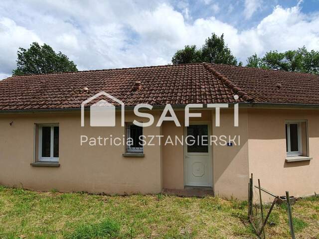 Maison T4 de plain pied avec terrain, quartier calme, proximité des commerces. — photo du bien