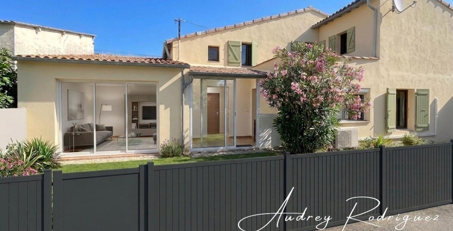 Maison à rénover avec garage  TOURNON Sud — photo 1
