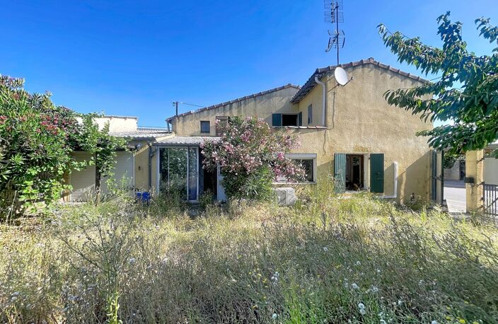 Maison à rénover avec garage  TOURNON Sud — photo 2