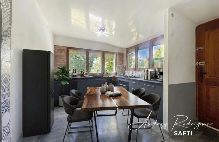 Maison à rénover avec garage  TOURNON Sud — photo 3
