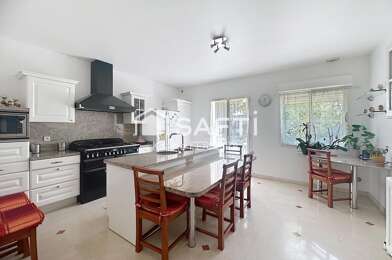 Maison 10 pièces 860000 €