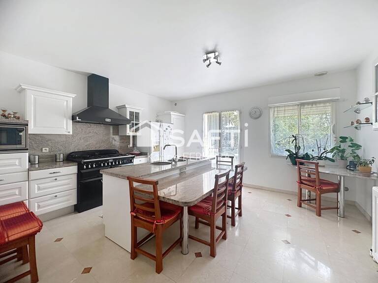 Grande maison familiale 290 m²  Limeil-Brévannes — photo 1