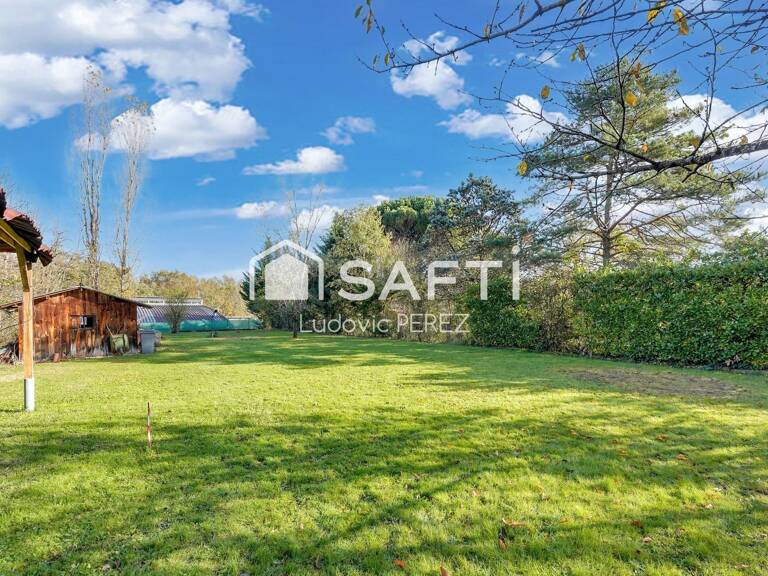 Terrain à bâtir de 1220 m² - , au cœur de Saint-Jean (31240) — photo 1