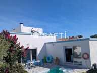 Belle villa récente construite en hauteur avec une vue imprenable sur le rocher de Roquebrune, piscine, possible agrandissement et création d'un garage — photo 4
