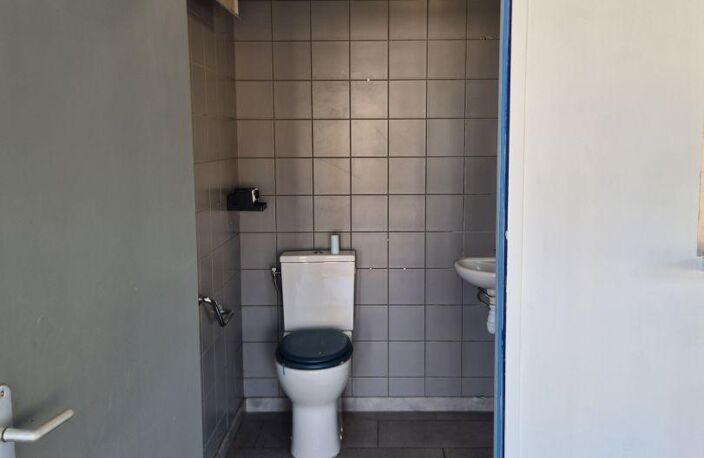 Location Restauration rapide 135 m&sup2; — photo 2