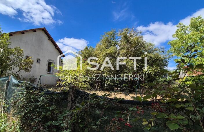 GIAT  MAISON EN PIERRES AVEC POTENTIEL, TERRAIN CLOS DE 842 M² — photo 5