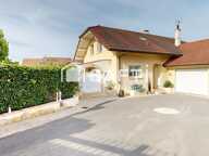 TRES BELLE MAISON, DE QUALITE, TRES BIEN ENTRETENUE, TRES BIEN EXPOSEE AU SOLEIL, AU CALME, AVEC PISCINE ET PROCHE DU COLLEGE AINSI QUE DU FUTUR LYCEE. — photo 2