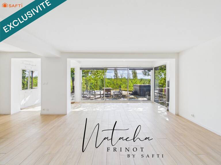 Maison 255 m²  4 chambres  terrain 7 594 m²  vue dégagée  Saint-Geniès-Bellevue — photo 1