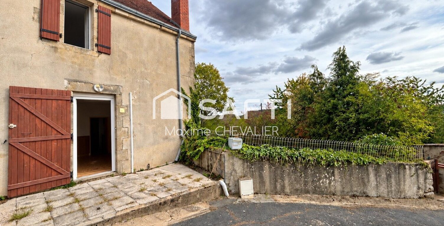 Maison en plein coeur du village avec un jardin — photo 1