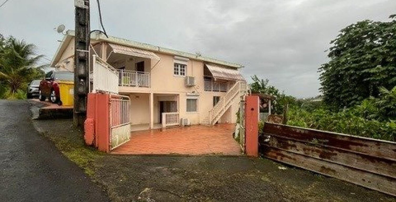 Un bien rare offrant 3 logements indépendants et un véritable potentiel locatif. — photo 1