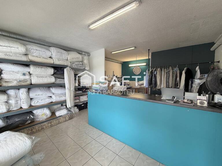Fonds de commerce Pressing/Blanchisserie 2 Locaux — photo 1
