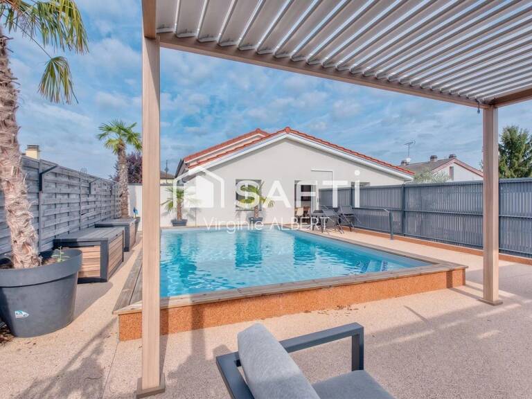 Maison de prestige de 225 m² de surface habitable totale, sur un terrain de 1100 m2, avec piscine, dépendances et espace professionnel/indépendant à Lemud (15 min de Metz) — photo 1