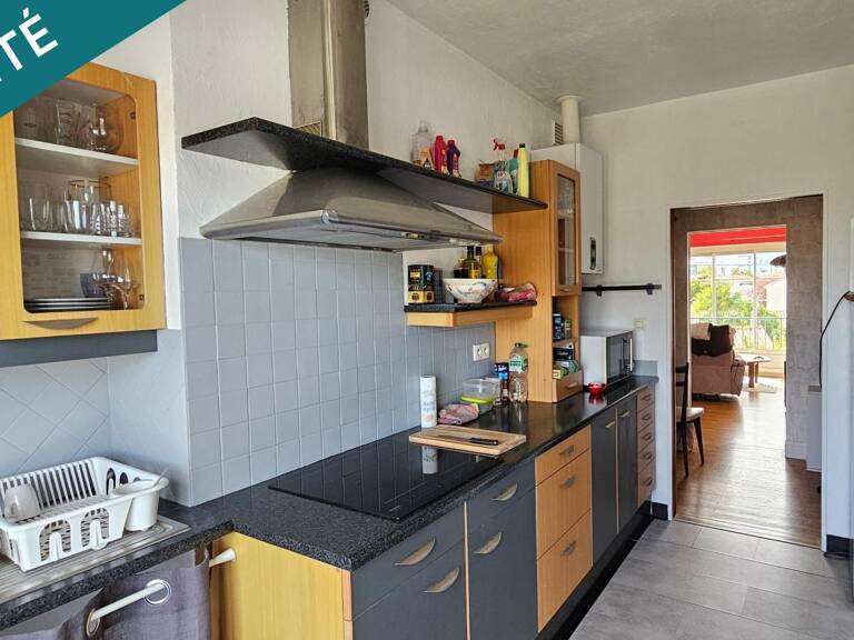 SANS TRAVAUX A COTE DE LA PLACE VICTOR HUGO — photo 1