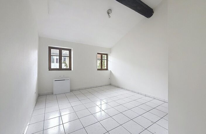 Nancy Leclerc : T3 52 m² au 3e étage à rénover — photo 4