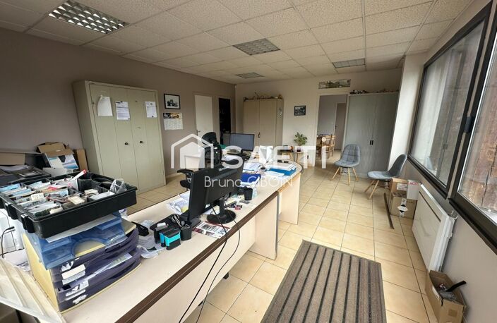 Locaux, 2 hangars 1120 m² dont un avec atelier et bureaux — photo 3