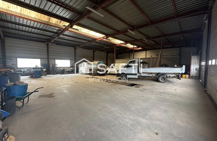 Locaux, 2 hangars 1120 m² dont un avec atelier et bureaux — photo 4