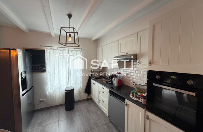 ? **Élégante maison en pierre rénovée  93 m²  Écrin de verdure de 1 100 m²** — photo 4