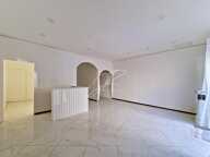 Local commercial 74 m² — photo 3