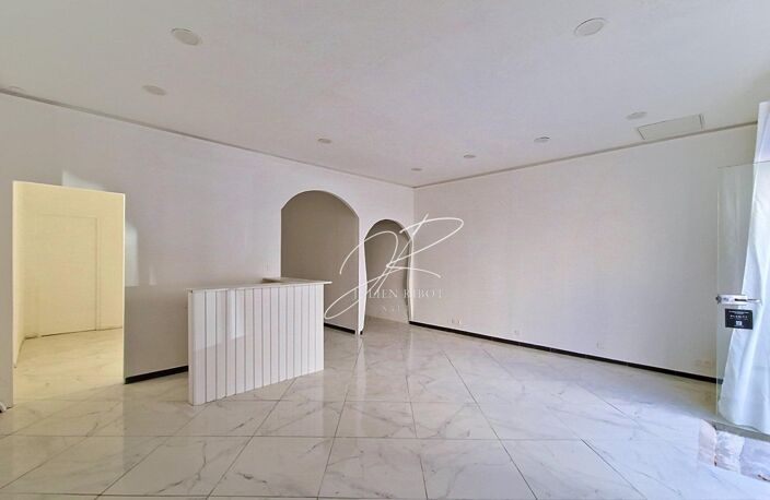 Local commercial 74 m² — photo 3