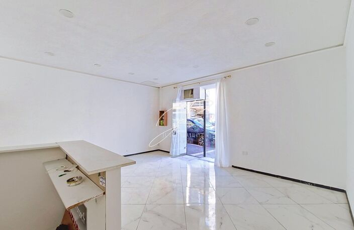 Local commercial 74 m² — photo 4