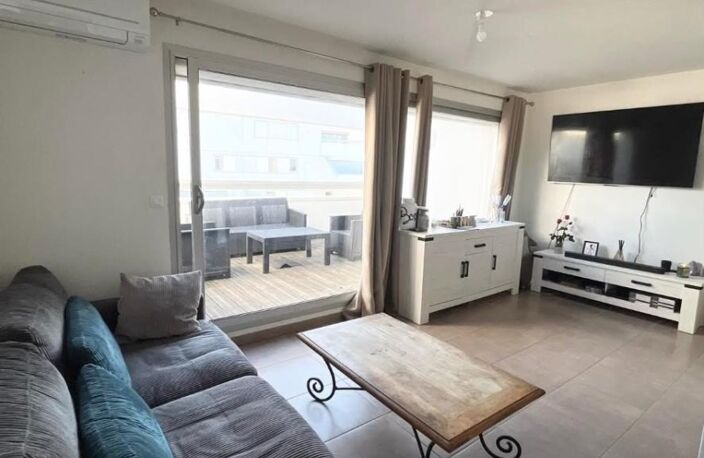 Appartement récent dans immeuble design — photo 3