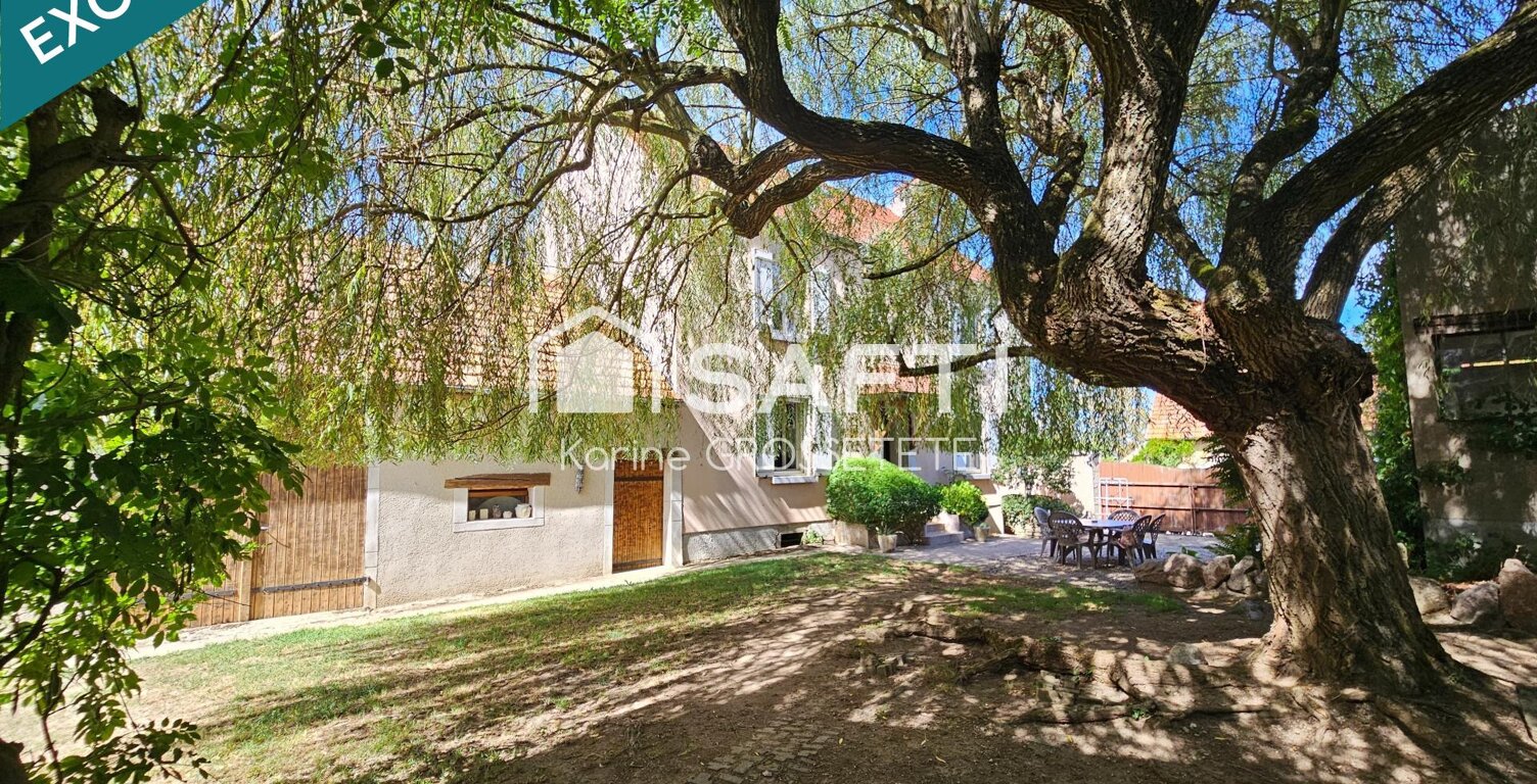 Maison de caractère rénovée  177 m²  4 200 m² de terrain — photo 1