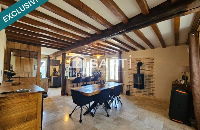 Maison de caractère rénovée  177 m²  4 200 m² de terrain — photo 2