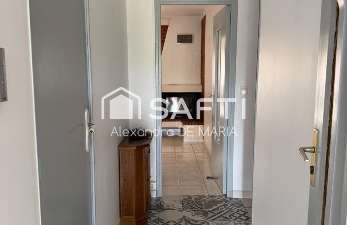 MAISON T6 R+1 CLIMATISEE AVEC GARAGE PARCELLE DE 400 M2 — photo 3