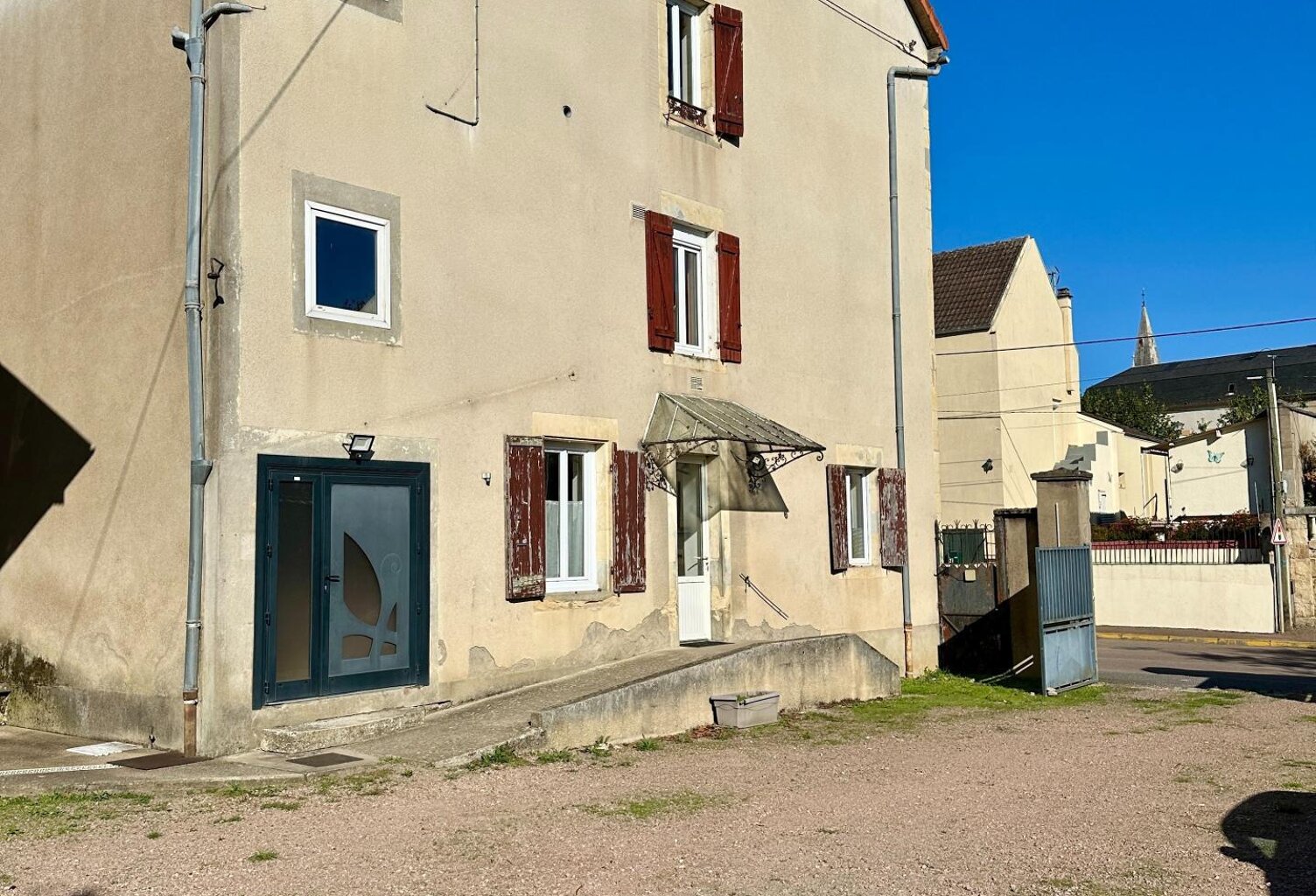 Immeuble de rapport avec 3 appartements — photo 1