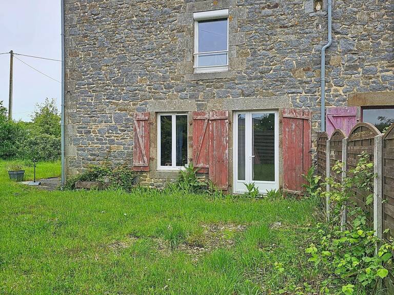 Meillac : 144 m² à vivre ou à investir ! — photo 1