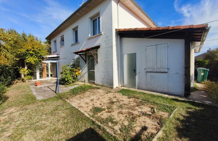 Maison belle superficie + double garage + jardin — photo 2