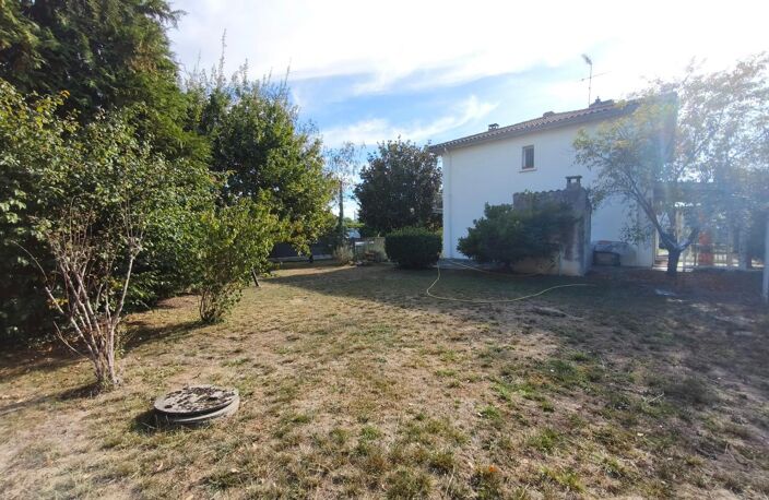 Maison belle superficie + double garage + jardin — photo 3