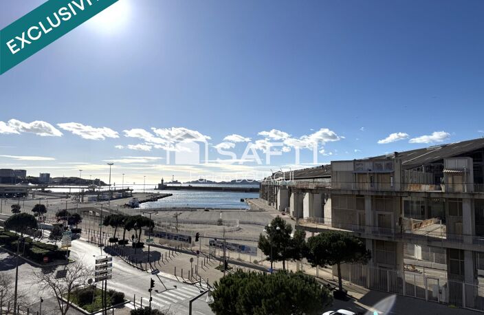 Front de mer historique - Elégance - Quai de la Joliette — photo 3