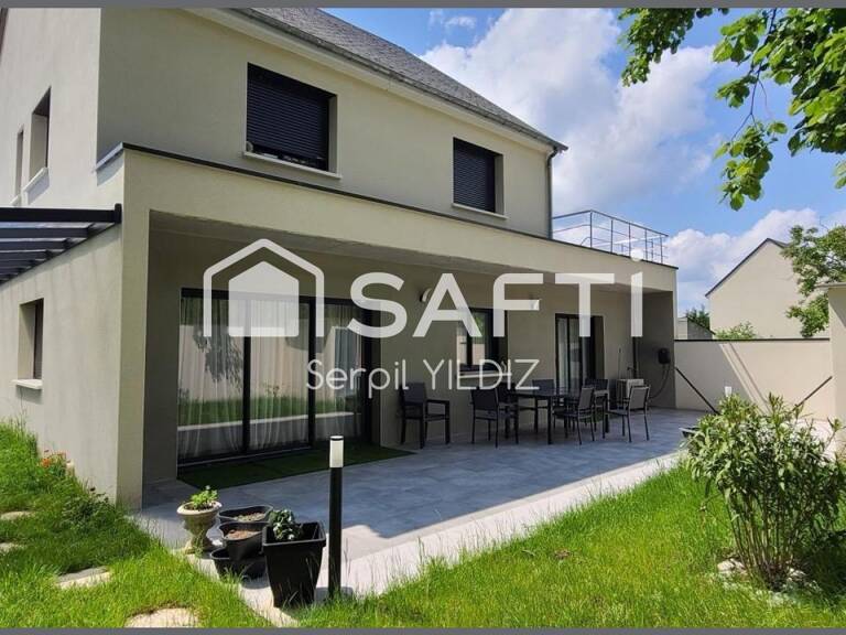 Coup de coeur assuré pour cette maison d'exception alliant modernité, confort et performance énergétique. — photo 1