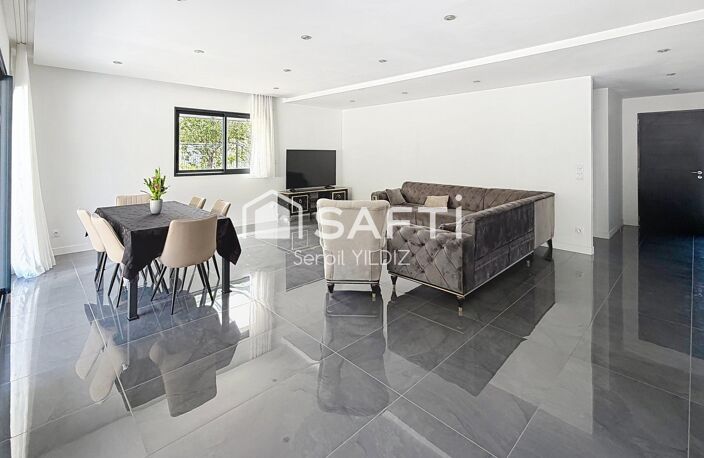 Coup de coeur assuré pour cette maison d'exception alliant modernité, confort et performance énergétique. — photo 4
