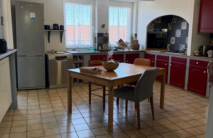 Maison de caractère 141 m² avec 3 chambres, terrasse et verger — photo 4