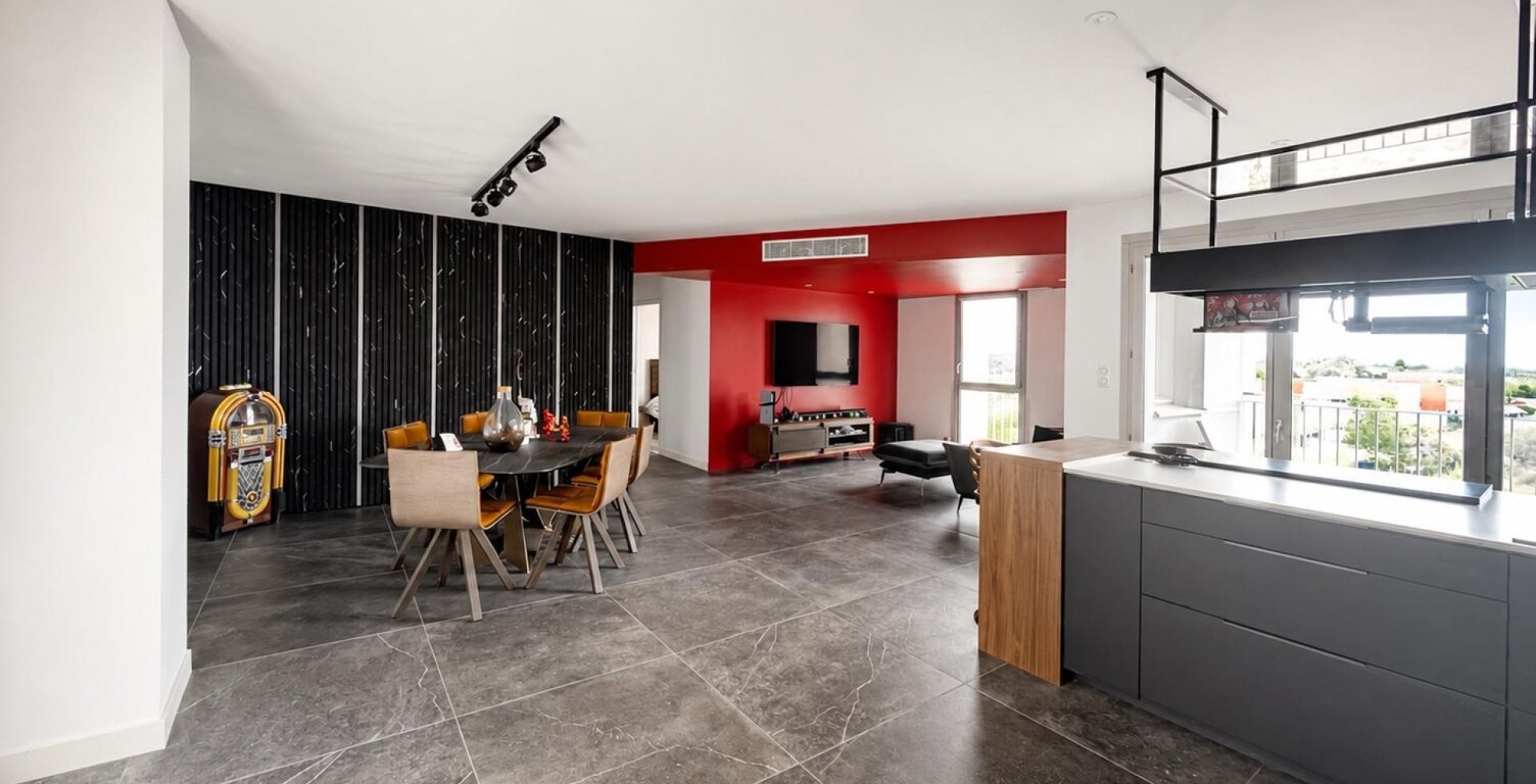 Grand appartement avec vue dégagée et climatisation — photo 1