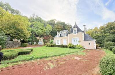 Propriété d'exception - Manoir du XVI siècle avec maison de gardien; dépendances et caves troglodytes — photo du bien