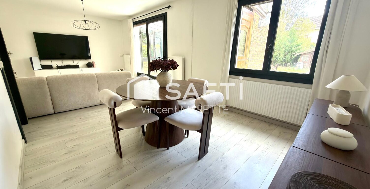 Le bonheur d'une maison familiale commence ici, avec un jardin, de beaux volumes et un environnement calme où chacun trouvera naturellement sa place. — photo 1
