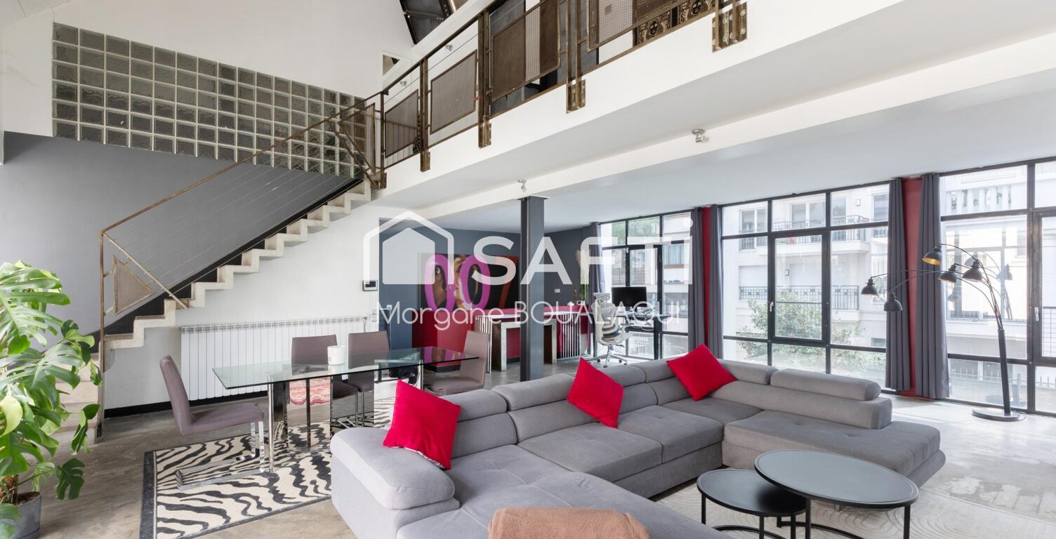 LOFT D'EXCEPTION - 6 PIÈCES - BUREAUX & BOX - 264 M² — photo 1