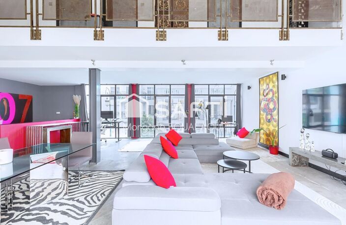 LOFT D'EXCEPTION - 6 PIÈCES - BUREAUX & BOX - 264 M² — photo 2